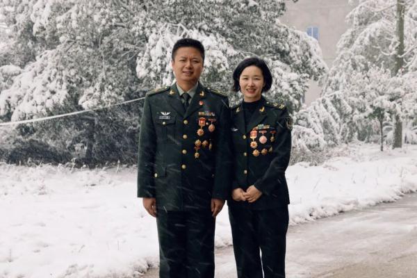 双军人夫妻,同立三等功! 双军人夫妻,同立三等功!