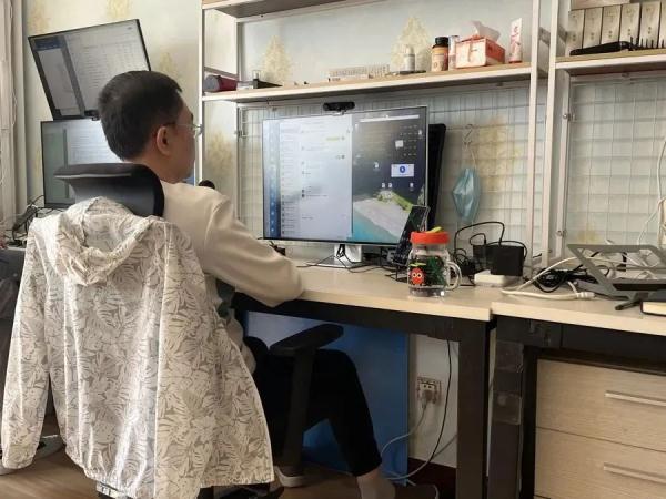 京东原副总裁宣布再捐1亿元用于攻克这种病 曾称“离死亡已非常近了” 京东原副总裁宣布再捐1亿元用于攻克这种病 曾称“离死亡已非常近了”