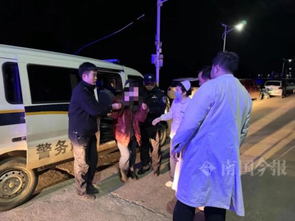 寒夜冰冷，柳州此处江中发现女子，他果断跳下去……