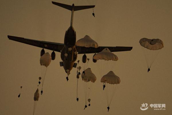 大国鲲鹏——人民空军运-20飞机强军影像纪实