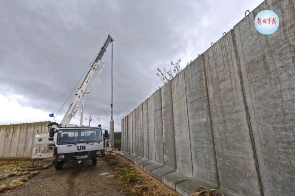 “中国蓝盔”再获好评! “中国蓝盔”再获好评!