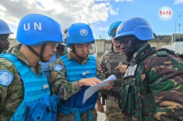 “中国蓝盔”再获好评! “中国蓝盔”再获好评!
