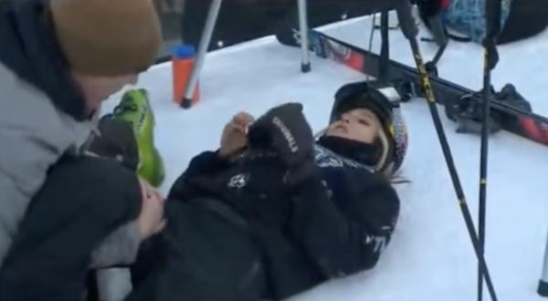 谷爱凌夺冠！赛前透露因受伤无法行走……