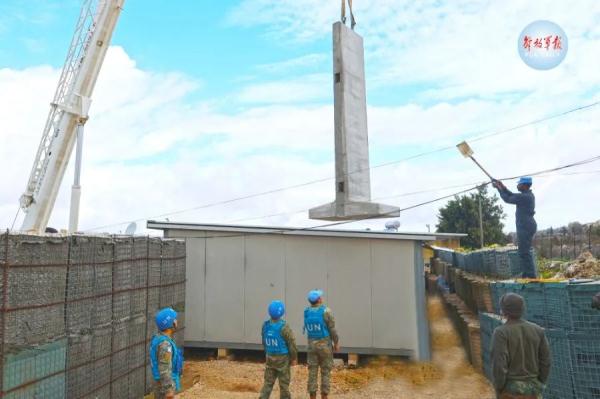 “中国蓝盔”再获好评! “中国蓝盔”再获好评!