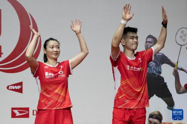 羽毛球印尼大师赛:郑思维/黄雅琼混双夺冠 羽毛球印尼大师赛:郑思维/黄雅琼混双夺冠