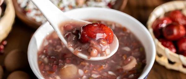 一粒枣核惹的祸 一粒枣核惹的祸