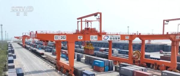 “班列+两端公路+班轮” 铁路物流从“站到站”向“门到门”转变