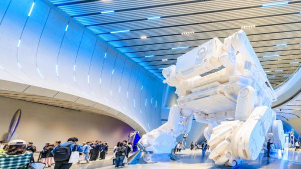 成都科幻馆正式开放 首日5000人预约逛馆