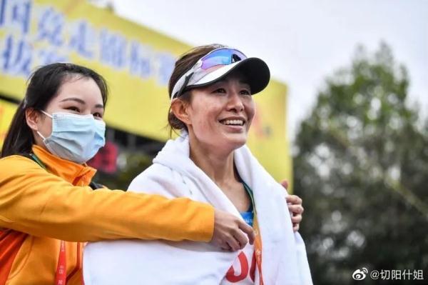 领完迟到11年的奥运金牌，切阳什姐：与命运和解