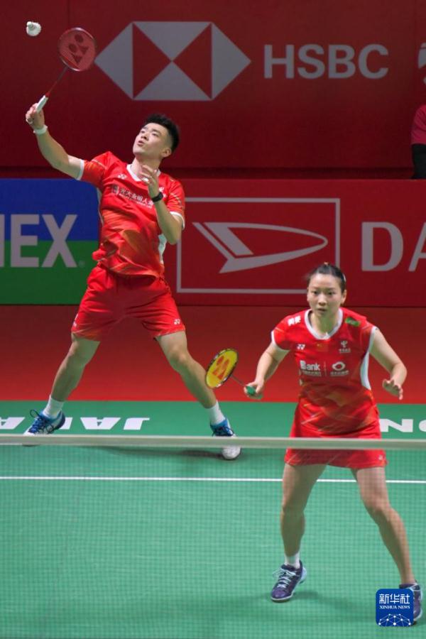 羽毛球印尼大师赛:郑思维/黄雅琼混双夺冠 羽毛球印尼大师赛:郑思维/黄雅琼混双夺冠