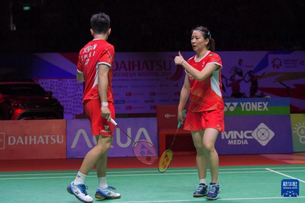 羽毛球印尼大师赛:郑思维/黄雅琼混双夺冠 羽毛球印尼大师赛:郑思维/黄雅琼混双夺冠