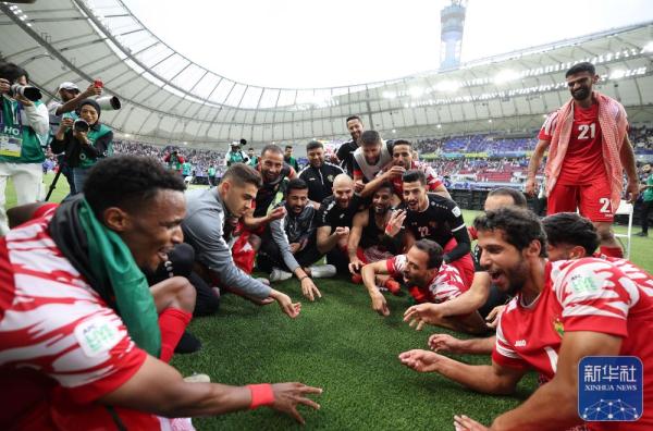 亚洲杯|约旦队晋级八强 亚洲杯|约旦队晋级八强
