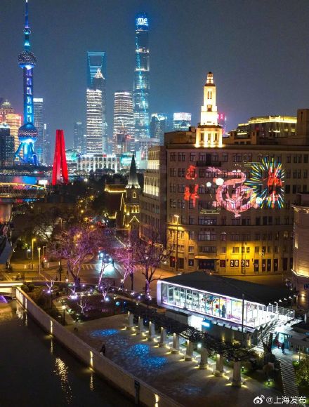 2月1日起，上海光陆大楼将上演祥龙创意投影秀