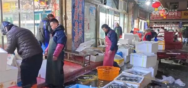 “舌尖上的年味”充盈满满幸福感 各地欢欢喜喜迎新年