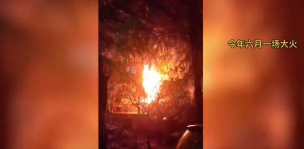 上海一居民家中突发火灾，邻居叫苦连天：全是杂物，蟑螂、老鼠到处跑……