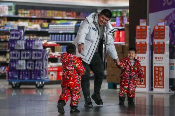 春运火车站的这组老照片,哪一张最让你感动? 春运火车站的这组老照片,哪一张最让你感动?