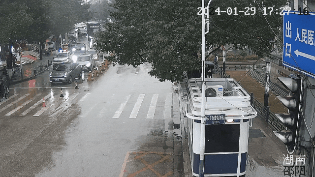 20公里22分钟!“你只管踩油门,剩下的交给我们!” 20公里22分钟!“你只管踩油门,剩下的交给我们!”