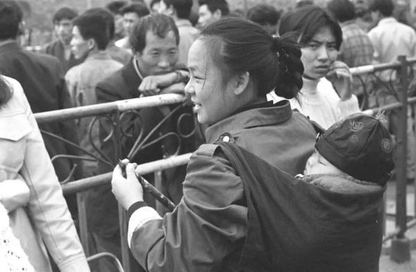 春运火车站的这组老照片,哪一张最让你感动? 春运火车站的这组老照片,哪一张最让你感动?