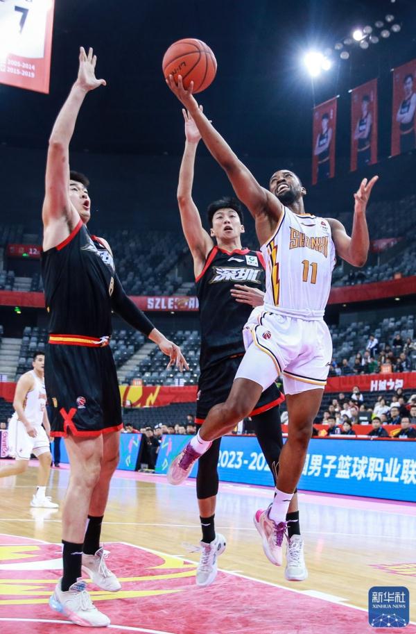 篮球|CBA常规赛:深圳马可波罗胜山西汾酒 篮球|CBA常规赛:深圳马可波罗胜山西汾酒