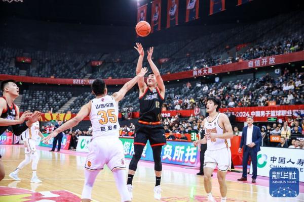 篮球|CBA常规赛:深圳马可波罗胜山西汾酒 篮球|CBA常规赛:深圳马可波罗胜山西汾酒