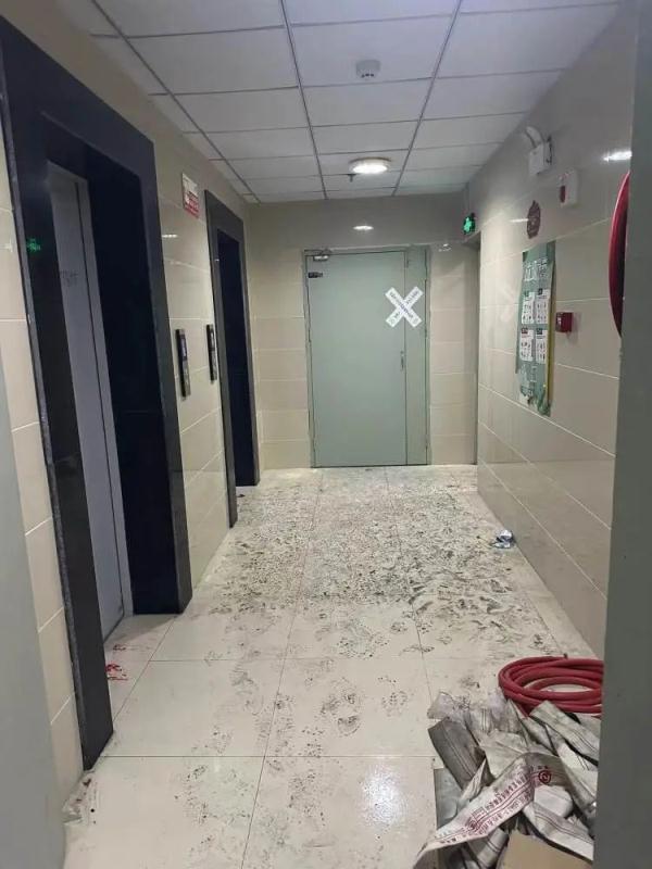 贵阳一小区放烟花引发火灾致七旬老人身亡，家属：消防栓用不了