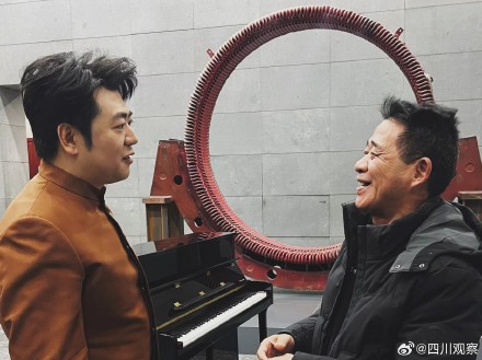 见到了！郎朗兑现58岁建筑工人钢琴之约