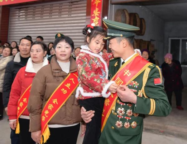 “90后”甘文涛，集齐一二三等功后，又获中央军委表彰