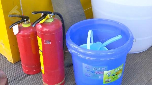 在昆明租个仓库就想卖烟花?查处! 在昆明租个仓库就想卖烟花?查处!