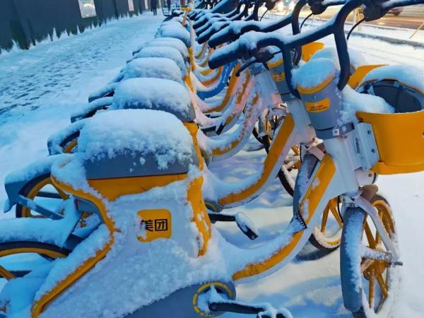 受降雪影响 兰州多条道路实施交通管制→