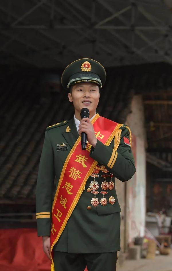 “90后”甘文涛，集齐一二三等功后，又获中央军委表彰