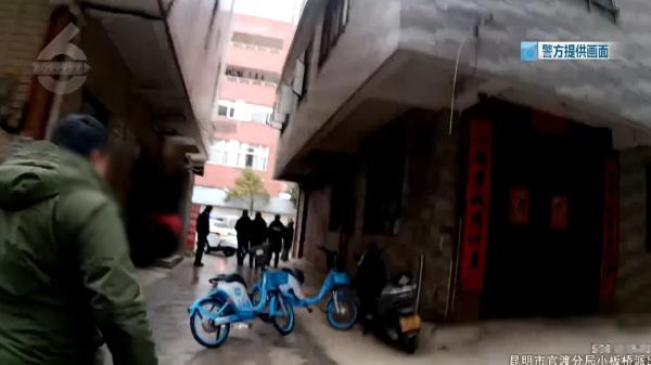 在昆明租个仓库就想卖烟花?查处! 在昆明租个仓库就想卖烟花?查处!