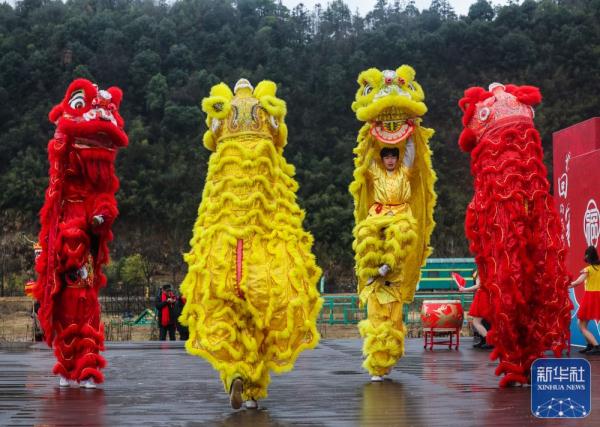 美丽乡村开启新春年俗文化节