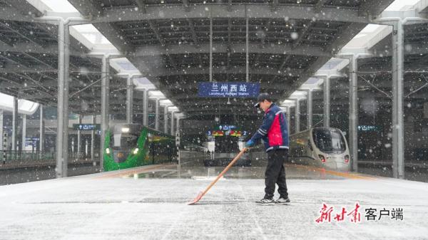 甘肃大范围降雪降温过程仍将持续！最新路况