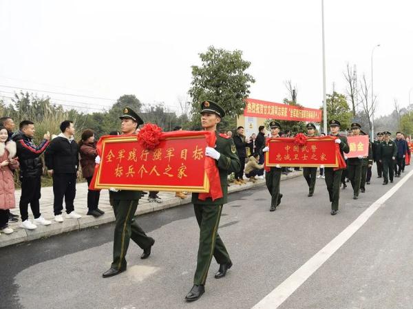 “90后”甘文涛，集齐一二三等功后，又获中央军委表彰