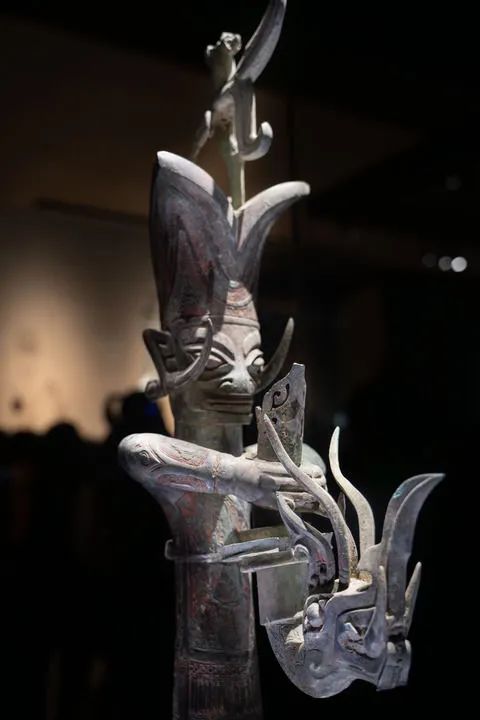 “虎头虎脑”“猪里猪气”，这竟是三星堆的“龙”？