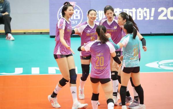 刚刚 | 五连冠!十六冠!咱天津女排! 刚刚 | 五连冠!十六冠!咱天津女排!
