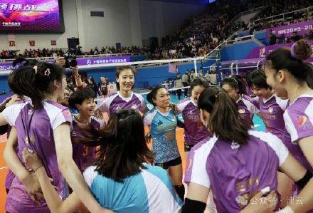 第16冠!天津女排成功卫冕! 第16冠!天津女排成功卫冕!