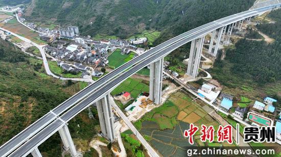 桐新高速公路正式通车运营