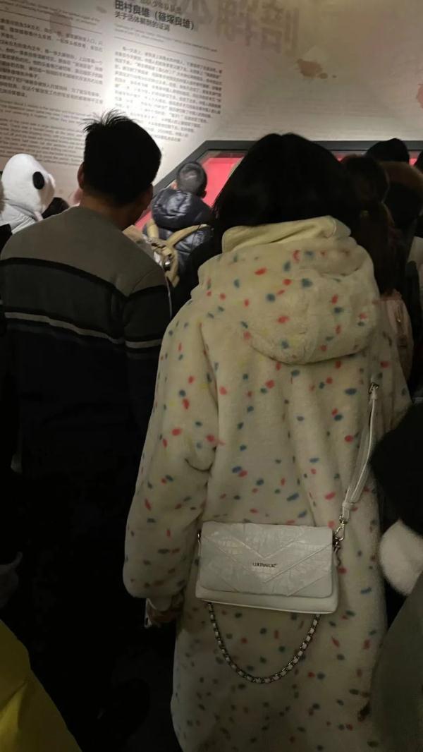 “我不是小孩”重回哈尔滨！她和“滑梯大哥”又见面了……