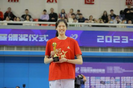 第16冠!天津女排成功卫冕! 第16冠!天津女排成功卫冕!