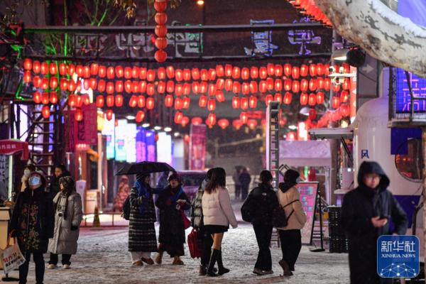新春走基层丨河南郑州：旧厂新春年味浓