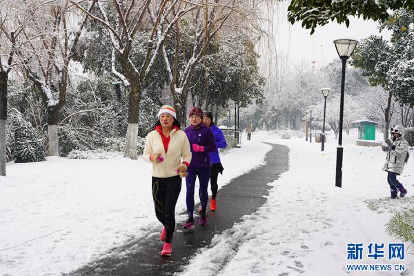 湖北武汉:立春迎飞雪 湖北武汉:立春迎飞雪