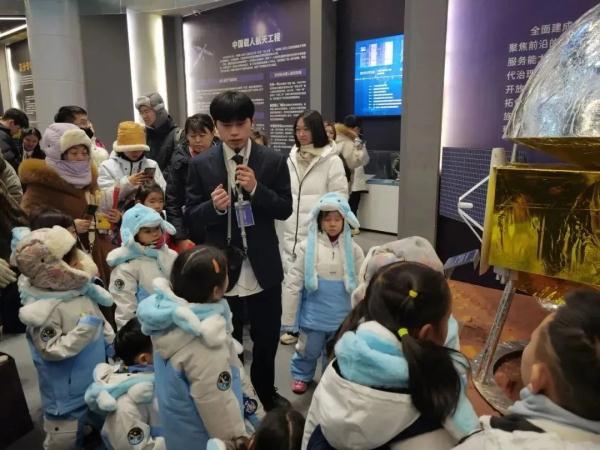 真来了!清华推出免费官方游学,还有多所高校持续开放…… 真来了!清华推出免费官方游学,还有多所高校持续开放……