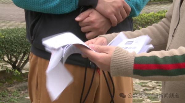 花钱哪个学校都能进?一家长交了13万, 收到“录取通知书”后…… 花钱哪个学校都能进?一家长交了13万, 收到“录取通知书”后……