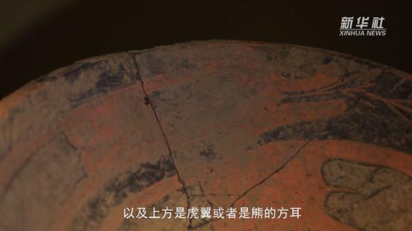 文物寻龙｜山西临汾陶寺遗址4000年前的彩绘龙盘