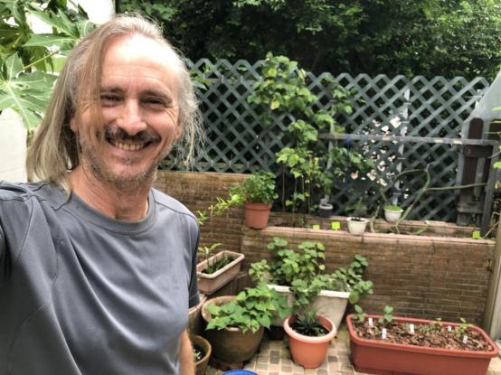 香港TVB“最强老外龙套”河国荣 烧炭亡