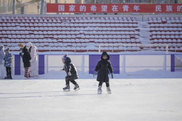 真来了!清华推出免费官方游学,还有多所高校持续开放…… 真来了!清华推出免费官方游学,还有多所高校持续开放……