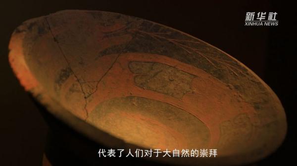 文物寻龙｜山西临汾陶寺遗址4000年前的彩绘龙盘