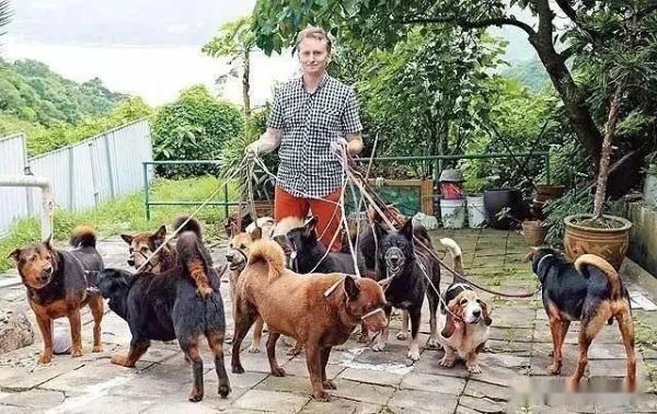 香港TVB“最强老外龙套”河国荣 烧炭亡