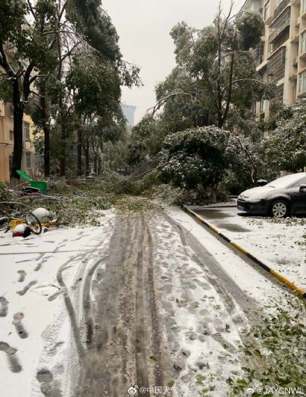 湖北湖南将短暂迎来雨雪间歇期 5日夜间起新一轮过程接力 湖北湖南将短暂迎来雨雪间歇期 5日夜间起新一轮过程接力